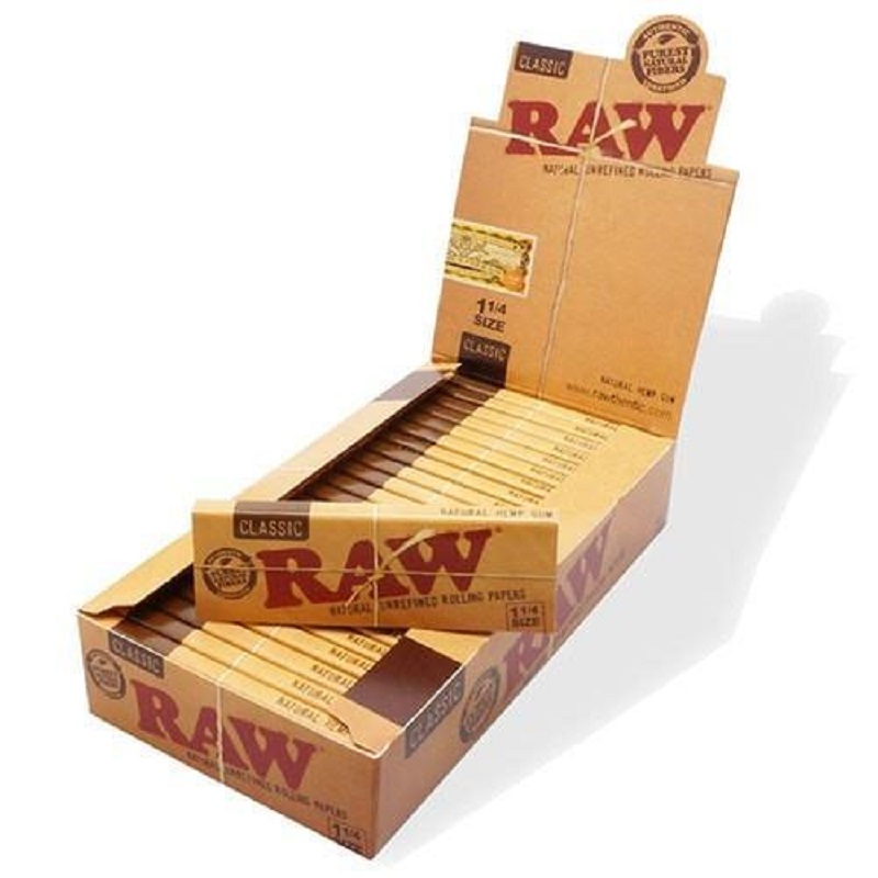 RAW CLASSIC 1 1/4 ROLLING PAPERS 50pk (24pcs)